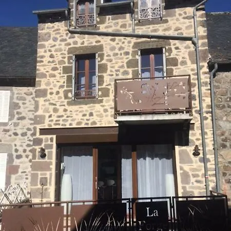 Holiday home La Petite Forge Saint-Saturnin (Cantal)